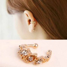 ต่างหูคลิป แฟชั่นเกาหลีหนีบด้านข้างใบหูสวย Ear Cuff Wrap Rhinestone Clip Earrings นำเข้า - พร้อมส่งW187 ราคา250บาท